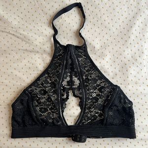Victoria’s Secret black lace lingerie bra